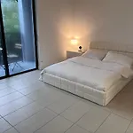 Master Bed Room In Calle Ocho