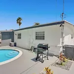 Spacious Home With Heated Pool