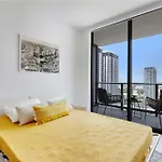 Oasis Apartment 1 Bedroom With Pool & Gym