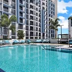 Wonderful 1 Bedroom Apartment In Downtown Doral