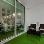 High Rise Brickell Modern Studio