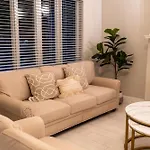 Riverside Luxury Retreat 3B ,3Ba Next To Downtown