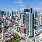 Modern 1Br Apartment With Breathtaking Views Heart Of Downtown