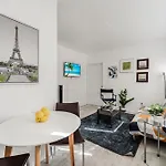 Stylish 1Br Retreat Near Miami Hotspots