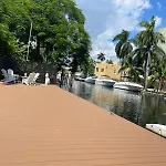 D\' Mauchi Waterfront House