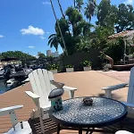 D\' Mauchi Waterfront House