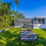 Miami Tropical Dream House With Private Pool And Lake