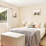 Luxury Redefined 6Br Poolside Villa With King Bed
