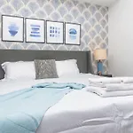 King Bed Brand New Oasis Minutes To Brickell