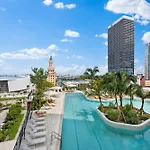 Lux Downtown Miami W Free Parking