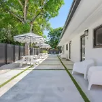 Heart Of Miami Wd Pool & Close To Beach
