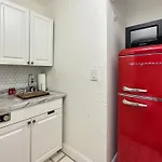 Central Studio 17