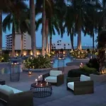 490 Large 2 Bedroom With Gorgeous Pool