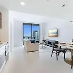1 Bedroom - City Views Gym & Pool