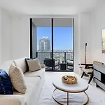 1 Bedroom - City Views Gym & Pool