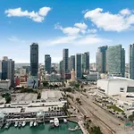 Lemon Drop - Modern Central & Full Amenities