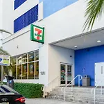 The Club At Brickell Bay By Palermo Home Miami