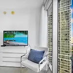 Icon Brickell Corner Apartment With Ocean & Pool View And 5 Star Spa