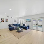 Miami Oasis- Pool & Game Fun
