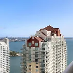 Studios In Brickell With Pool, Gym, Free Parking And Game Room