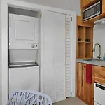 Miami Flats - Self Check-In And 1 Free Parking