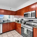 Lux 2B/2B Brickell - Free Parking