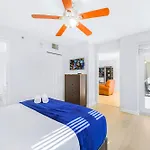 Spacious Condo W Great Amenities!