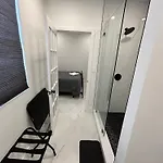 Gorgeous Private Room, Near The Airport - Free Parking - 02