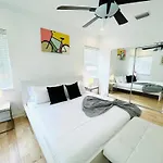 Tropical Paradise 3Br Oasis With Heated Pool And Summer Kitchen