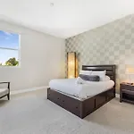 Exclusive Doral Villa With Luxury Amenities