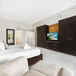 Exclusive Doral Villa With Luxury Amenities