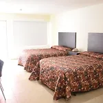 Carl\'S El Padre Motel