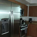 Lyx Suites At One Broadway In Brickell