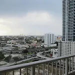 Pelican Residence At One Broadway