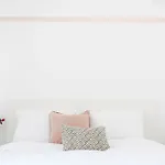 Airy 2Br In Miami River Inn By Sonder