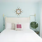 Chic 1Br In Miami River Inn By Sonder
