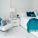 Bright Studio In Brickell By Sonder