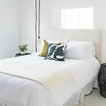 Serene 1Br In Miami River Inn By Sonder