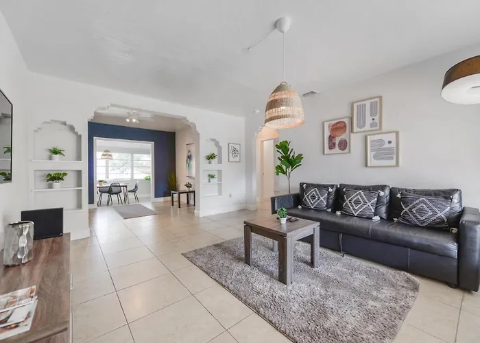 Amazing 3Br House 5 Minutes From Marlins Park