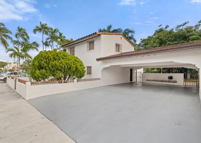 Little Havana Retreat - Newly Remodeled Villa By Loan Depot Stadium!
