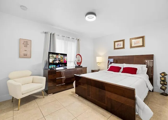 Beautiful Apartment In The Heart Of Miami Apt 4