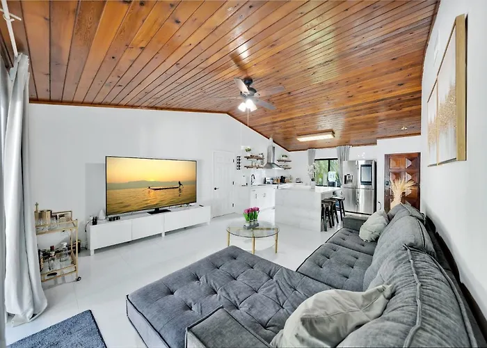 Farmhouse Miami