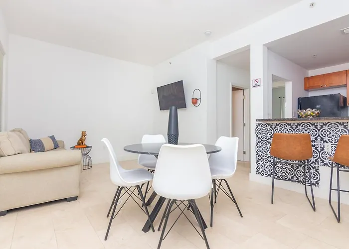 Miami Downtown Modern Apartment - 5 Minutes To Wynwood - 10 Minutes To South Beach