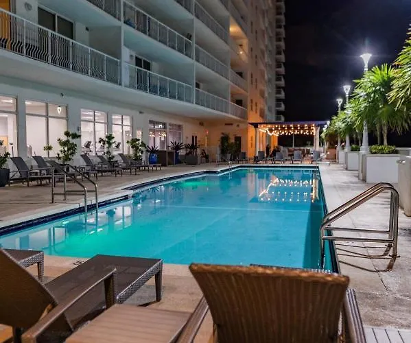 Studios In Brickell With Pool, Gym, Free Parking And Game Room