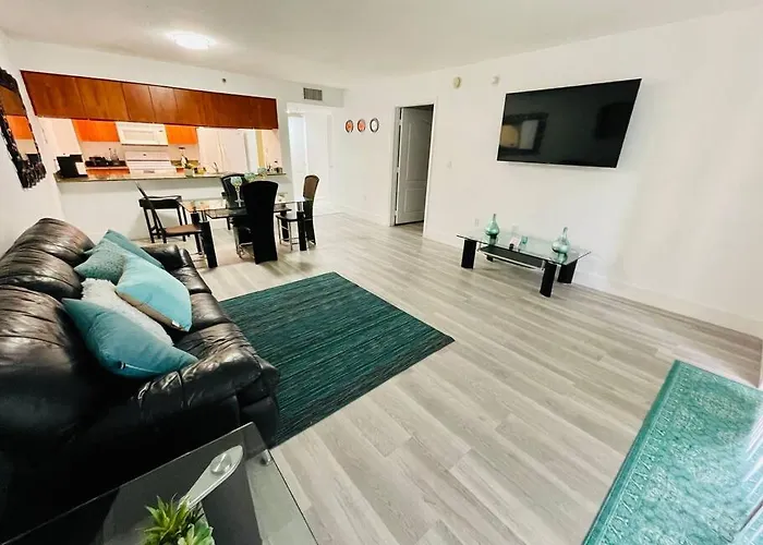 Casa Ruiz Condo - Central Brickell District