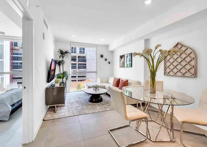 Modern Unit In Downtown Miami With Free Parking