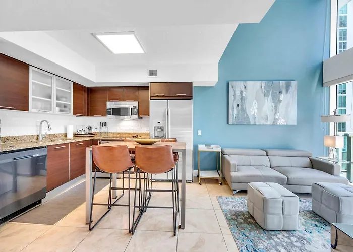 *Spacious 2Br Loft Brickell W/Stunning Views*