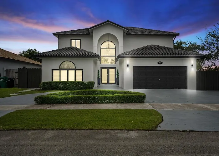 Villa Blanca 4Bd Mega Home W Games Bbq And More