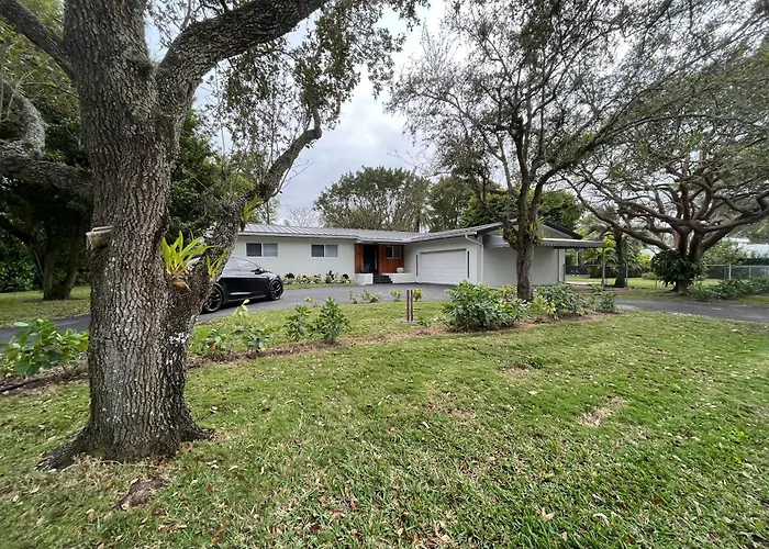 Family 4Br Home Near Dadeland Mall