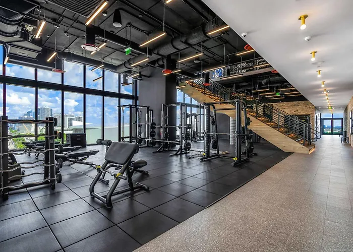 Prime Spot - Stunning Studio With Ocean And Bay Views